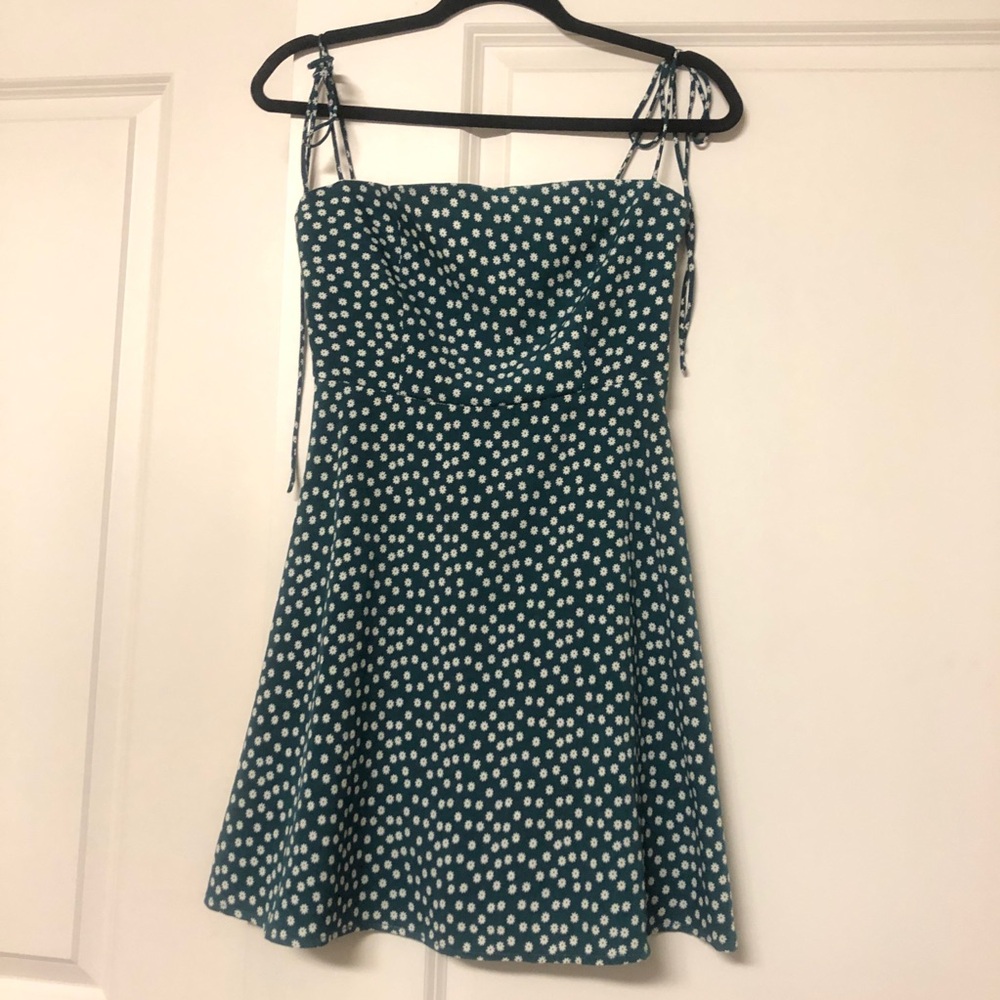 Green White Flowers Summer Mini Dress